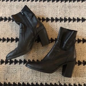 TOP SHOP BOOTIES